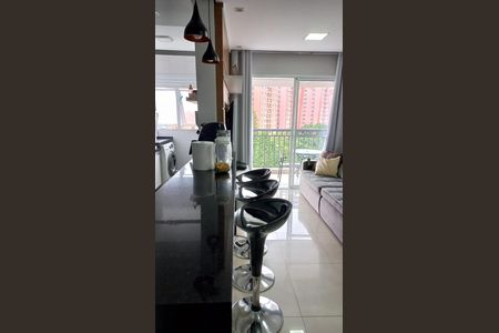 Sala de apartamento à venda com 3 quartos, 74m² em Vila Castelo, São Paulo