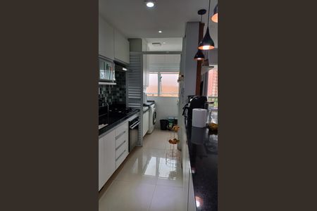 Cozinha de apartamento à venda com 3 quartos, 74m² em Vila Castelo, São Paulo
