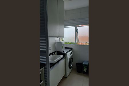 Apartamento à venda com 74m², 3 quartos e 2 vagas Apartamento à venda com 74m², 3 quartos e 2 vagasÁrea de Serviço