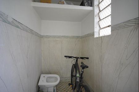 Apartamento à venda com 86m², 3 quartos e sem vaga Apartamento à venda com 86m², 3 quartos e sem vagaQuarto de Serviço