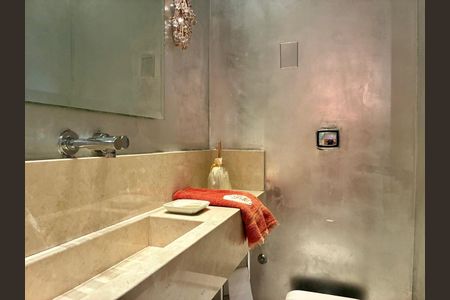 Apartamento à venda com 330m², 3 quartos e 4 vagasBanheiro