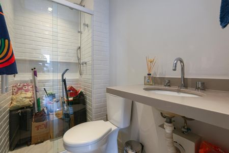 Apartamento à venda com 76m², 2 quartos e 2 vagas Apartamento à venda com 76m², 2 quartos e 2 vagasBanheiro