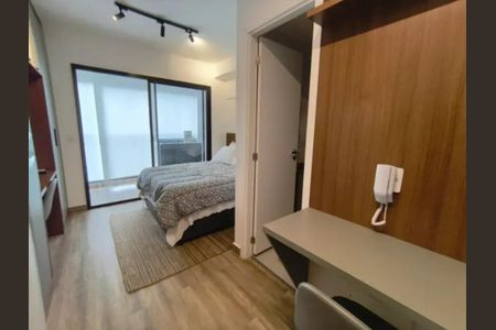 Quarto de apartamento para alugar com 1 quarto, 25m² em Santo Amaro, São Paulo