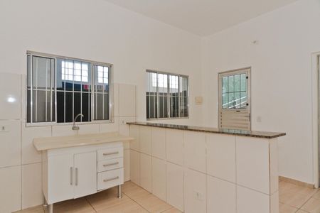 Casa para alugar com 45m², 2 quartos e sem vaga Casa para alugar com 45m², 2 quartos e sem vagaCozinha