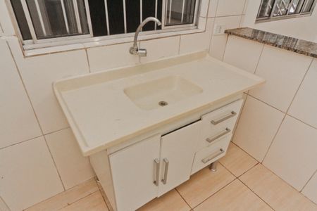 Casa para alugar com 45m², 2 quartos e sem vaga Casa para alugar com 45m², 2 quartos e sem vagaCozinha