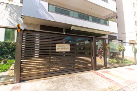 Apartamento à venda com 70m², 2 quartos e 1 vaga Apartamento à venda com 70m², 2 quartos e 1 vagaFachada