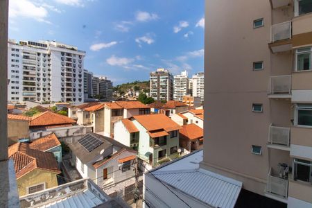 Apartamento à venda com 70m², 2 quartos e 1 vaga Apartamento à venda com 70m², 2 quartos e 1 vagaVista da Suíte