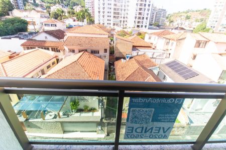 Apartamento à venda com 70m², 2 quartos e 1 vaga Apartamento à venda com 70m², 2 quartos e 1 vagaPlaquinha