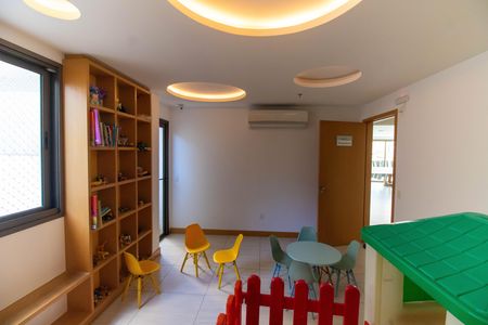 Apartamento à venda com 70m², 2 quartos e 1 vaga Apartamento à venda com 70m², 2 quartos e 1 vagaÁrea comum