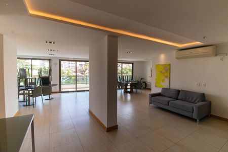 Apartamento à venda com 70m², 2 quartos e 1 vaga Apartamento à venda com 70m², 2 quartos e 1 vagaÁrea comum
