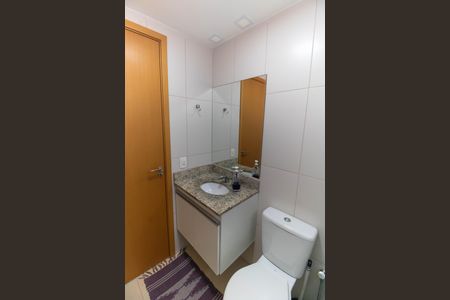 Apartamento à venda com 70m², 2 quartos e 1 vaga Apartamento à venda com 70m², 2 quartos e 1 vagaBanheiro Social