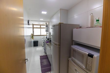 Apartamento à venda com 70m², 2 quartos e 1 vaga Apartamento à venda com 70m², 2 quartos e 1 vagaCozinha e Área de Serviço