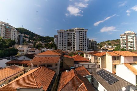 Vista da Sala de apartamento à venda com 2 quartos, 70m² em Santa Rosa, Niterói