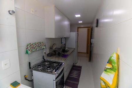 Apartamento à venda com 70m², 2 quartos e 1 vaga Apartamento à venda com 70m², 2 quartos e 1 vagaCozinha e Área de Serviço