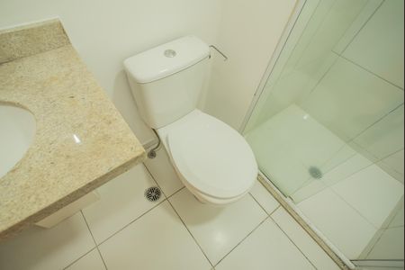 Apartamento à venda com 50m², 2 quartos e 1 vaga Apartamento à venda com 50m², 2 quartos e 1 vagaBanheiro da Suíte
