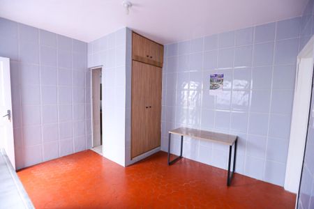 Casa à venda com 280m², 3 quartos e 1 vaga Casa à venda com 280m², 3 quartos e 1 vagaCozinha- Casa 2