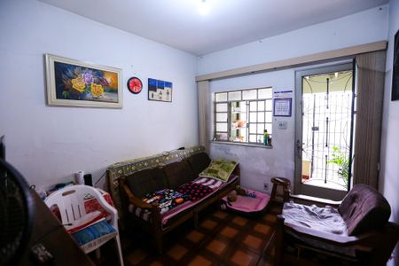 Casa à venda com 280m², 3 quartos e 1 vaga Casa à venda com 280m², 3 quartos e 1 vagaSala - Casa 1