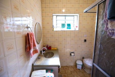 Casa à venda com 280m², 3 quartos e 1 vaga Casa à venda com 280m², 3 quartos e 1 vagaBanheiro- Casa 2
