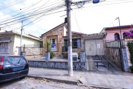 Casa à venda com 280m², 3 quartos e 1 vaga Casa à venda com 280m², 3 quartos e 1 vagaFachada