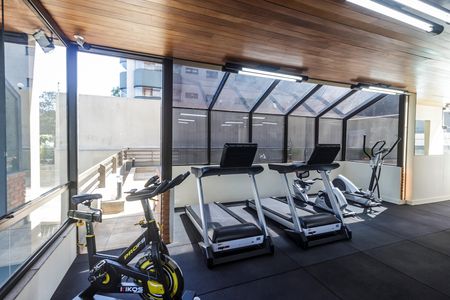 Casa de condomínio à venda com 61m², 2 quartos e 1 vagaAcademia