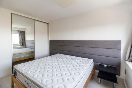 Casa de condomínio à venda com 61m², 2 quartos e 1 vagaSuíte