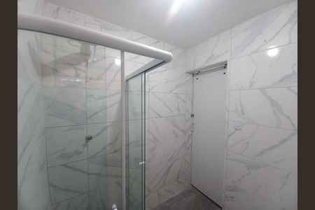 Banheiro de kitnet/studio para alugar com 1 quarto, 33m² em Campos Elíseos, São Paulo