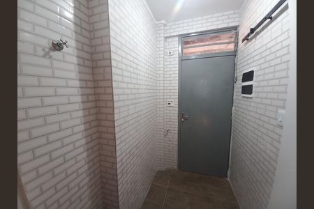 Entrada de kitnet/studio para alugar com 1 quarto, 33m² em Campos Elíseos, São Paulo