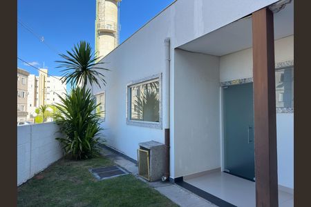 Apartamento para alugar com 55m², 2 quartos e sem vaga Apartamento para alugar com 55m², 2 quartos e sem vagaÁrea comum - Salão de festas