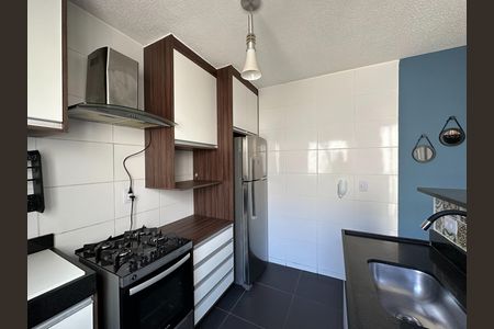 Cozinha de apartamento para alugar com 2 quartos, 55m² em Jardim Sol Nascente, Jacareí