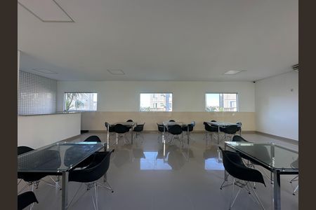 Apartamento para alugar com 55m², 2 quartos e sem vaga Apartamento para alugar com 55m², 2 quartos e sem vagaÁrea comum - Salão de festas