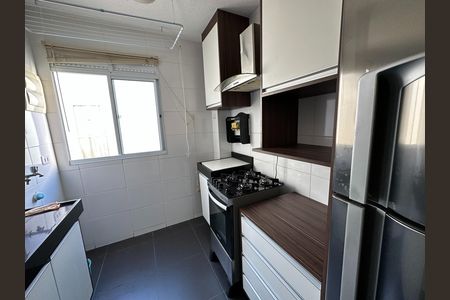Cozinha de apartamento para alugar com 2 quartos, 55m² em Jardim Sol Nascente, Jacareí