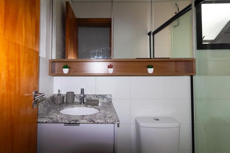 Apartamento para alugar com 42m², 2 quartos e sem vaga Apartamento para alugar com 42m², 2 quartos e sem vagaBanheiro
