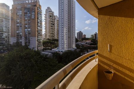 Varanda de kitnet/studio à venda com 1 quarto, 35m² em Vila Uberabinha, São Paulo