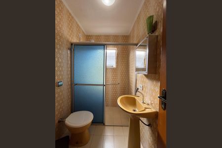 Casa à venda com 160m², 4 quartos e 2 vagasBanheiro da Suíte