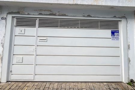 Casa à venda com 160m², 4 quartos e 2 vagasFachada