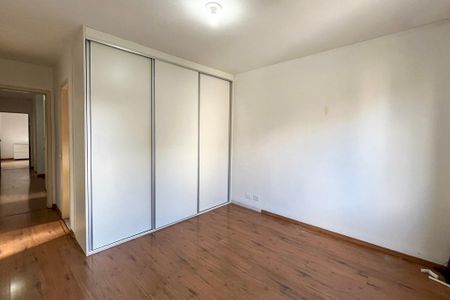 Casa à venda com 160m², 4 quartos e 2 vagasSuite