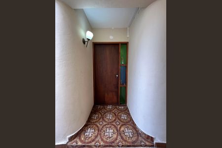 Casa à venda com 160m², 4 quartos e 2 vagasEntrada