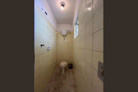 Casa à venda com 160m², 4 quartos e 2 vagasBanheiro de serviço