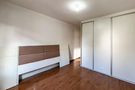 Casa à venda com 160m², 4 quartos e 2 vagasSuite