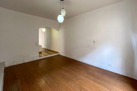 Casa à venda com 160m², 4 quartos e 2 vagasSala