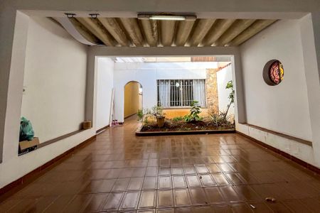 Casa à venda com 160m², 4 quartos e 2 vagasÁrea Externa