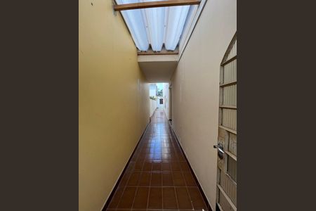 Casa à venda com 160m², 4 quartos e 2 vagasCorredor Externo