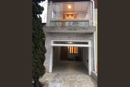 Casa para alugar com 200m², 3 quartos e 1 vaga Casa para alugar com 200m², 3 quartos e 1 vagaVaranda