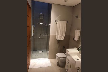 Casa para alugar com 200m², 3 quartos e 1 vaga Casa para alugar com 200m², 3 quartos e 1 vagaBanheiro