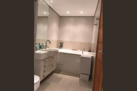 Casa para alugar com 200m², 3 quartos e 1 vaga Casa para alugar com 200m², 3 quartos e 1 vagaBanheiro