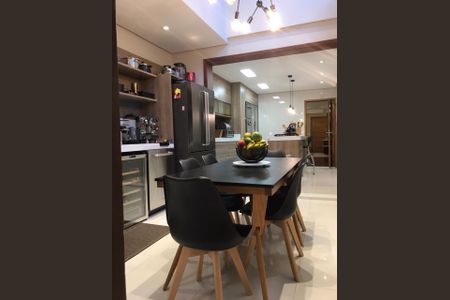 Casa para alugar com 200m², 3 quartos e 1 vaga Casa para alugar com 200m², 3 quartos e 1 vagaCozinha
