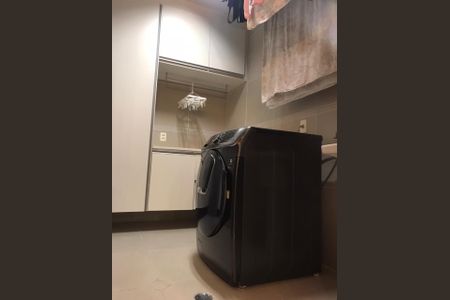 Casa para alugar com 200m², 3 quartos e 1 vaga Casa para alugar com 200m², 3 quartos e 1 vagaÁrea de Serviço