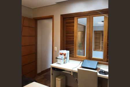 Casa para alugar com 200m², 3 quartos e 1 vaga Casa para alugar com 200m², 3 quartos e 1 vagaQuarto