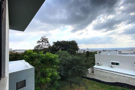 Casa de condomínio à venda com 470m², 5 quartos e 4 vagasVista da Suite 2