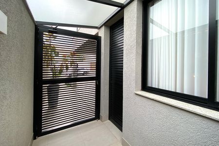 Casa de condomínio à venda com 470m², 5 quartos e 4 vagasSaída de Serviço